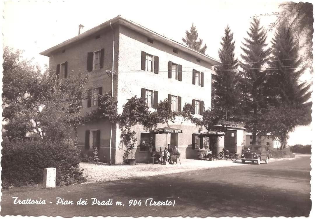 Al Pian Garni Hotel - B&B & Pizza Vattaro Exterior photo